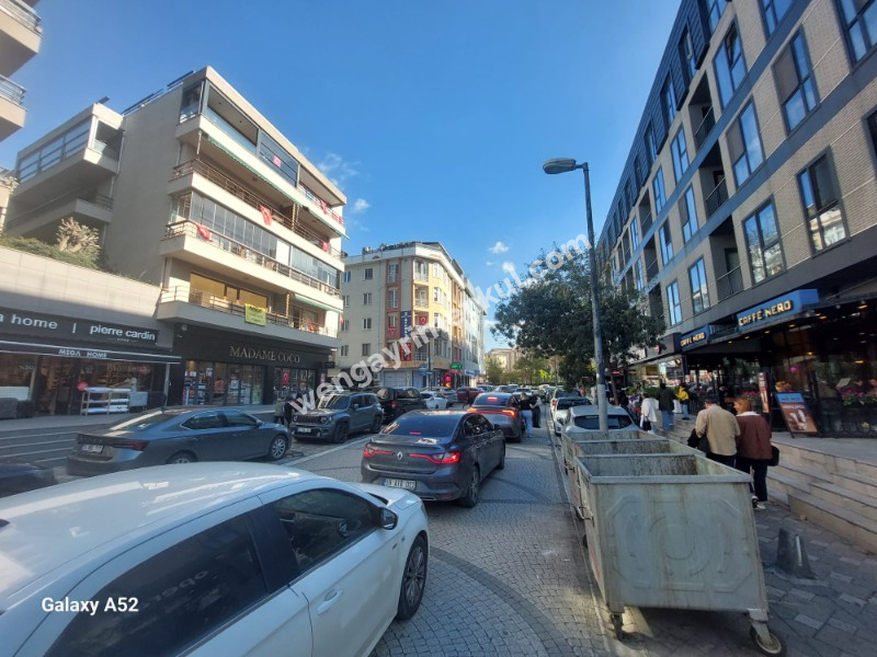 GÖKTÜRK BELEDİYE CADDESİ PRESTİJLİ SİTEDE SATILIK FIRSAT 1+1 DAİRE