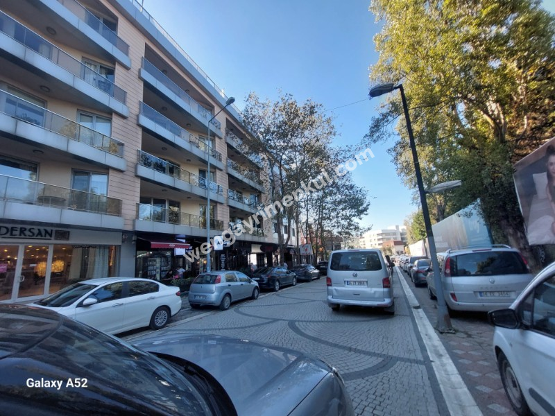 GÖKTÜRK BELEDİYE CADDESİ PRESTİJLİ SİTEDE SATILIK FIRSAT 1+1 DAİRE