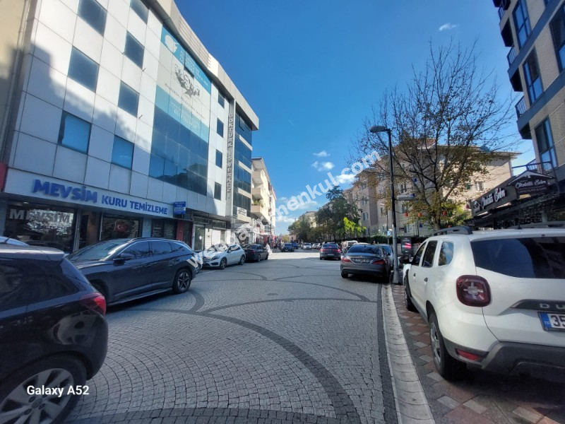 GÖKTÜRK BELEDİYE CADDESİ PRESTİJLİ SİTEDE SATILIK FIRSAT 1+1 DAİRE