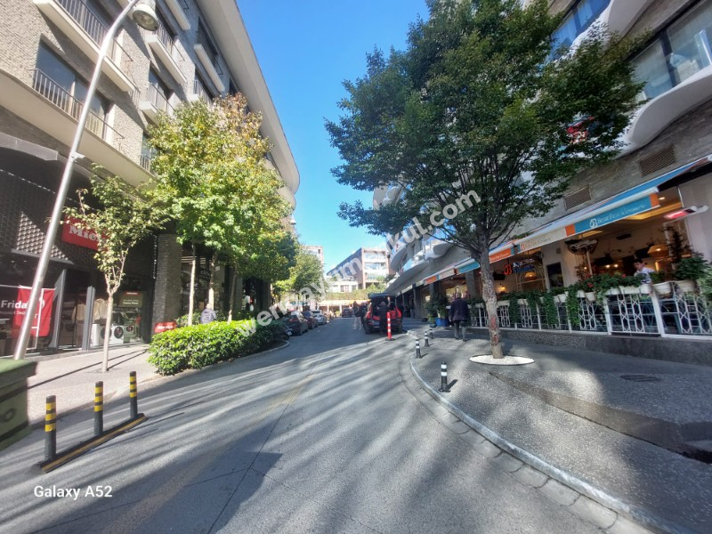 GÖKTÜRK BELEDİYE CADDESİ PRESTİJLİ SİTEDE SATILIK FIRSAT 1+1 DAİRE