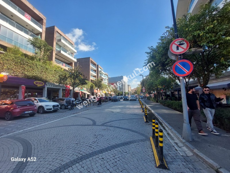 GÖKTÜRK BELEDİYE CADDESİ PRESTİJLİ SİTEDE SATILIK FIRSAT 1+1 DAİRE