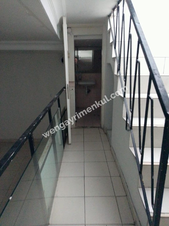 Şişli Osmanbey köşe dükkan