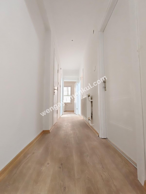 ÜSKÜDAR SELAMİALİ FISTIKAĞACINDA 3+1 SATILIK DAİRE