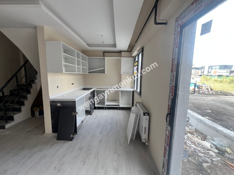 SEYREKTE BAHÇELİ 2+1 DUBLEX SATILIK DAİRE