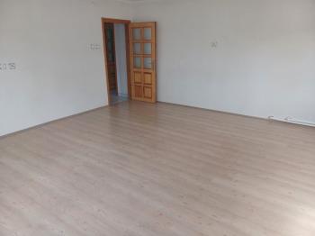 GÜVENAY - ÇORUM KALE  BAHABEY CADDESİ ÜZERİ  3+1 KİRALIK  DAİRE