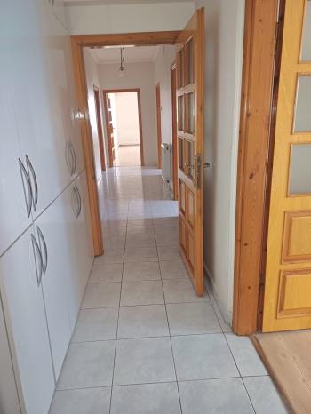 GÜVENAY - ÇORUM KALE  BAHABEY CADDESİ ÜZERİ  3+1 KİRALIK  DAİRE