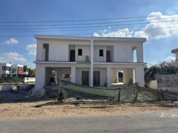 Lefkoşa Metehan Kermiya Bölgesinde Satılık İkiz 3+1 Villa