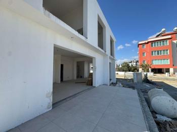 Lefkoşa Metehan Kermiya Bölgesinde Satılık İkiz 3+1 Villa