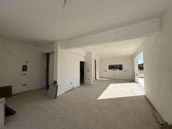 Lefkoşa Metehan Kermiya Bölgesinde Satılık İkiz 3+1 Villa