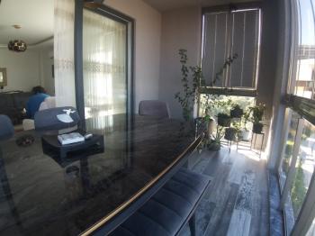 EMLAK HABERCİSİ 'NDEN MUDANYA BURGAZ MAH.'DE PARK LEVENT'TE SATILIK ARA KAT 100 M2 LÜKS 2+1 DAİRE