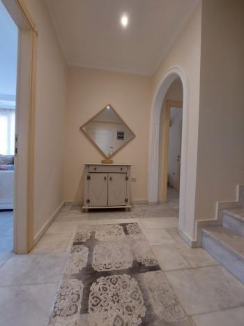 Na prodaju dvoetažni stan 4+1 (penthaus)!