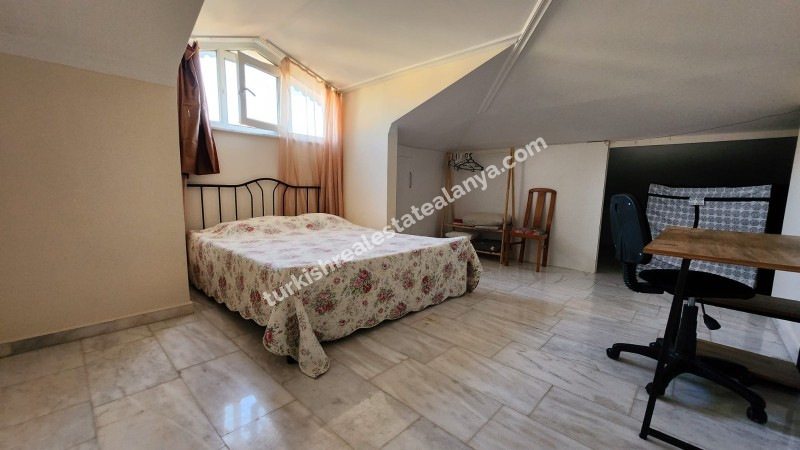 Na prodaju dvoetažni stan 4+1 (penthaus)!