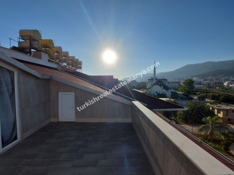 Na prodaju dvoetažni stan 4+1 (penthaus)!