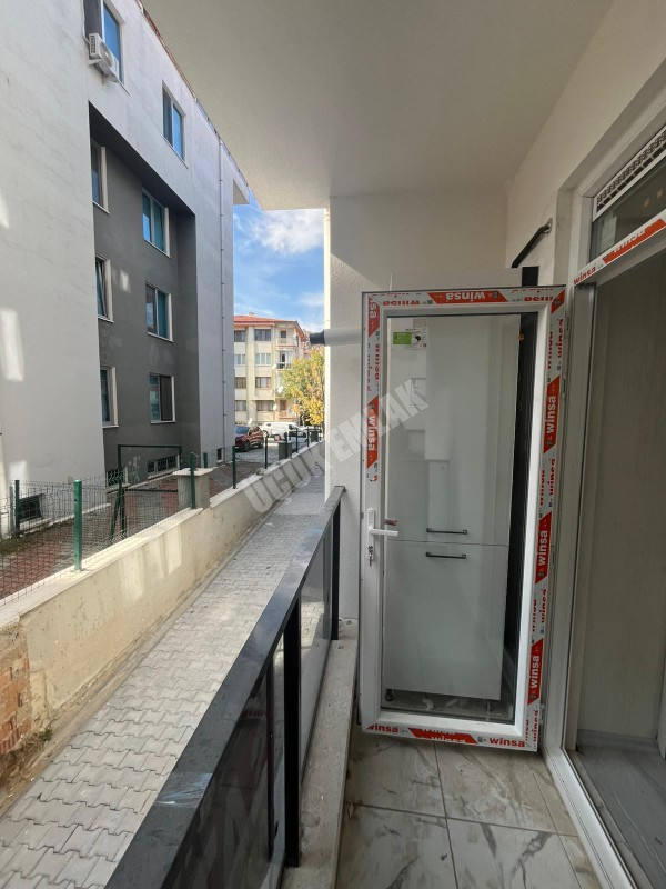 AFYON ÜÇOK EMLAKTAN DERVİŞPAŞA MAH SATILIK 2+1 SIFIR LÜX EŞYALI 1 KAT DAİRE