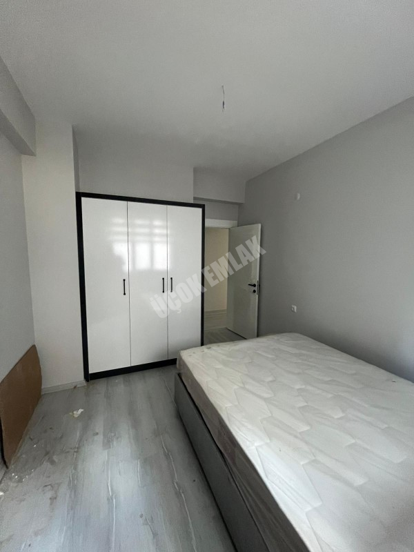 AFYON ÜÇOK EMLAKTAN DERVİŞPAŞA MAH SATILIK 2+1 SIFIR LÜX EŞYALI 1 KAT DAİRE