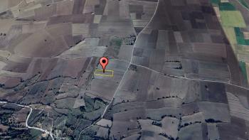 GÜVENAY - ÇORUM ŞEKER FABR. ARKASI ÇEŞMEÖREN KÖYÜ 4212 M2 SATILIK TARLA