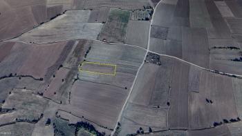 GÜVENAY - ÇORUM ŞEKER FABR. ARKASI ÇEŞMEÖREN KÖYÜ 4212 M2 SATILIK TARLA