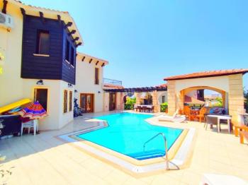 GİRNE BELLAPAİS'DE FUL EŞYALI 4+2 VİLLA 