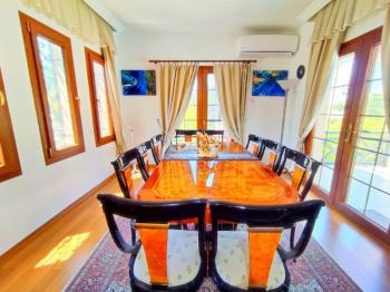 GİRNE BELLAPAİS'DE FUL EŞYALI 4+2 VİLLA 