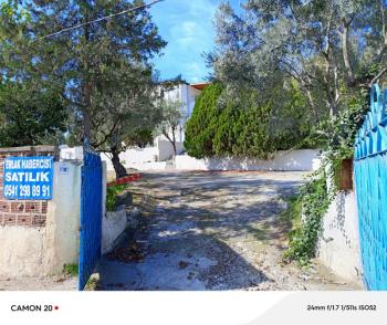 BURSA-MUDANYA ANA YOLA 1 KM MESAFEDE MUDANYA IŞIKLI YOLU 'NDA  ASFALTA CEPHE 6+1 VİLLA& KONAK