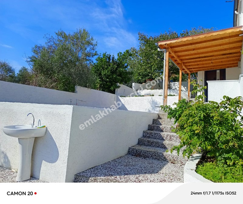 BURSA-MUDANYA ANA YOLA 1 KM MESAFEDE MUDANYA IŞIKLI YOLU 'NDA  ASFALTA CEPHE 6+1 VİLLA& KONAK