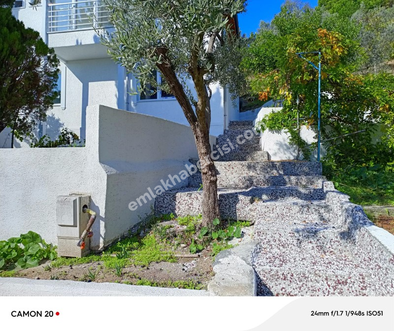 BURSA-MUDANYA ANA YOLA 1 KM MESAFEDE MUDANYA IŞIKLI YOLU 'NDA  ASFALTA CEPHE 6+1 VİLLA& KONAK