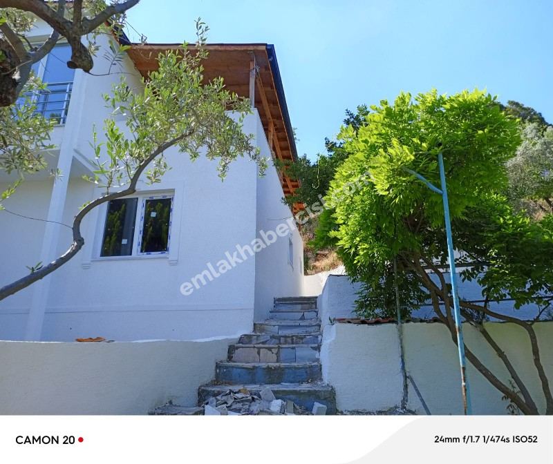 BURSA-MUDANYA ANA YOLA 1 KM MESAFEDE MUDANYA IŞIKLI YOLU 'NDA  ASFALTA CEPHE 6+1 VİLLA& KONAK