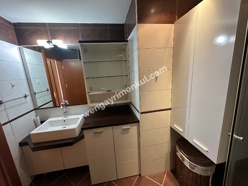 ATAŞEHİR UPHILL COURT SİTESİNDE KİRALIK EŞYALI 1+1 