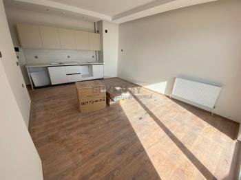 Güvenay - Çorum Uzay Tuzcu Residence Ön Cephe Ara Kat 2+1 Satılık Daire