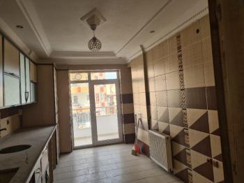  SELÇUK MAH. ARA  KAT  KİRALIK 3+1 DAİRE