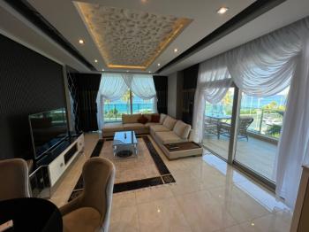 2+1 fUL FERNITURED APT  RIGHT ON  BEACH  SIDE -2+1 Potpuno namješten stan – na samoj obali mora