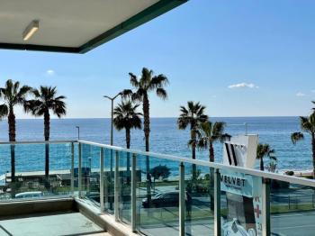 2+1 fUL FERNITURED APT  RIGHT ON  BEACH  SIDE -2+1 Potpuno namješten stan – na samoj obali mora