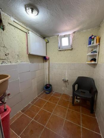  AFYON ÜÇOK EMLAKTAN MAREŞAL F ÇAKMAK MAH SATILIK BODRUM+2 KATLI FIRSAT BİNA