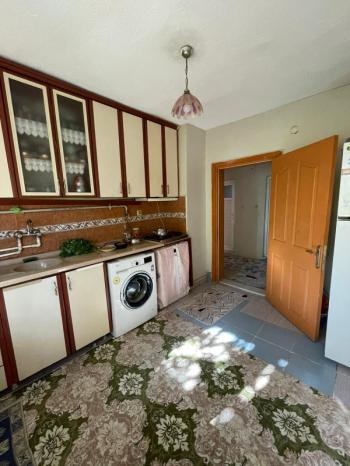  AFYON ÜÇOK EMLAKTAN MAREŞAL F ÇAKMAK MAH SATILIK BODRUM+2 KATLI FIRSAT BİNA