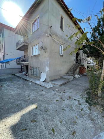  AFYON ÜÇOK EMLAKTAN MAREŞAL F ÇAKMAK MAH SATILIK BODRUM+2 KATLI FIRSAT BİNA