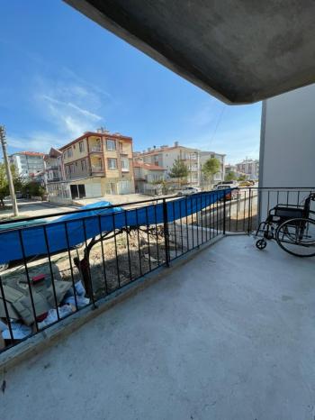  AFYON ÜÇOK EMLAKTAN MAREŞAL F ÇAKMAK MAH SATILIK BODRUM+2 KATLI FIRSAT BİNA