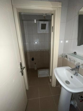 AFYON ÜÇOK EMLAKTAN FATİH MAH TEMİZ BAKIMLI 3+1 KİRALIK DAİRE