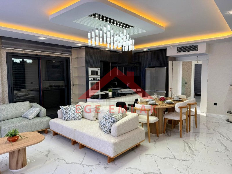 Didim'de Eşyalı Saunalı Hamamlı Eşyalı Satılık Villa