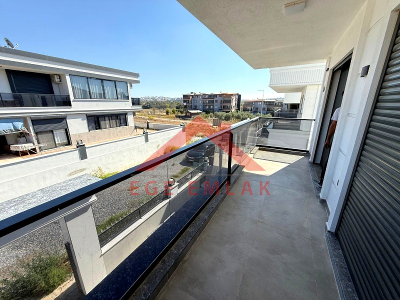 Didim'de Eşyalı Saunalı Hamamlı Eşyalı Satılık Villa