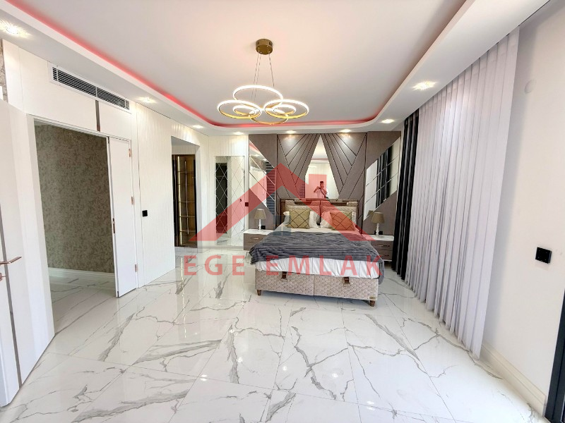 Didim'de Eşyalı Saunalı Hamamlı Eşyalı Satılık Villa