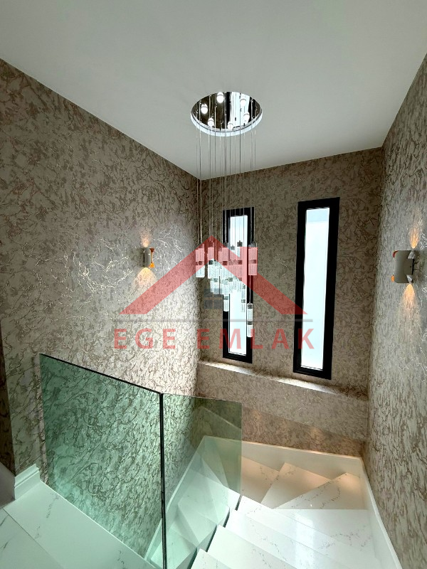 Didim'de Eşyalı Saunalı Hamamlı Eşyalı Satılık Villa