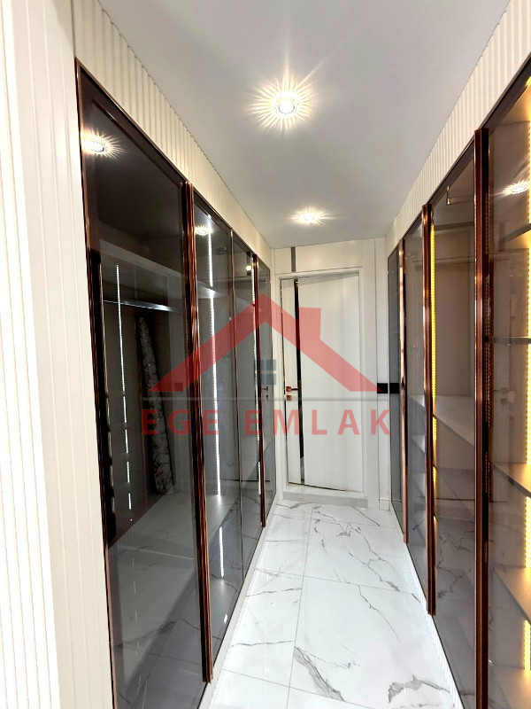 Didim'de Eşyalı Saunalı Hamamlı Eşyalı Satılık Villa