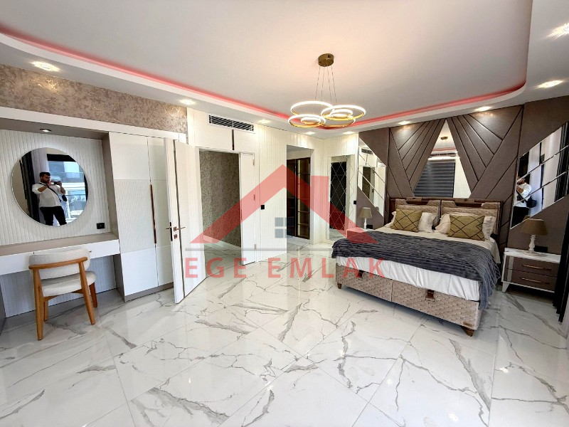 Didim'de Eşyalı Saunalı Hamamlı Eşyalı Satılık Villa