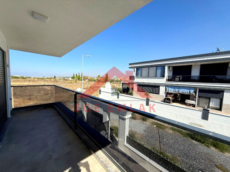 Didim'de Eşyalı Saunalı Hamamlı Eşyalı Satılık Villa