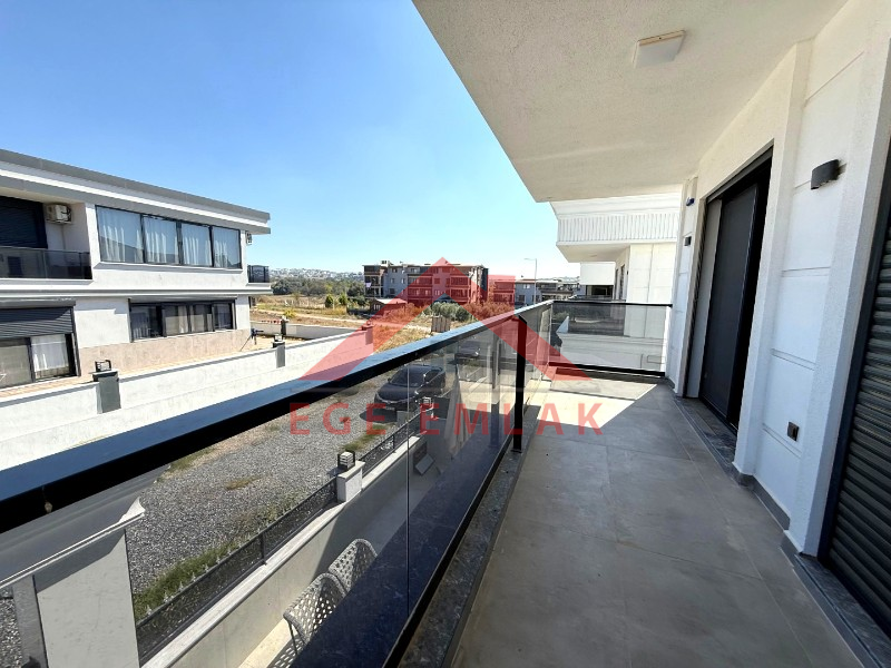 Didim'de Eşyalı Saunalı Hamamlı Eşyalı Satılık Villa