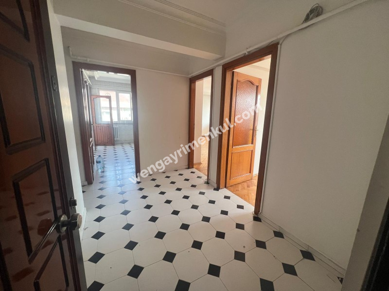 ATAŞEHİR BAKKALKÖY DE 3+1 KİRALIK DAİRE 