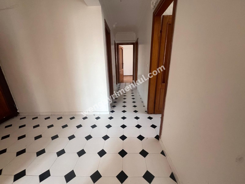 ATAŞEHİR BAKKALKÖY DE 3+1 KİRALIK DAİRE 