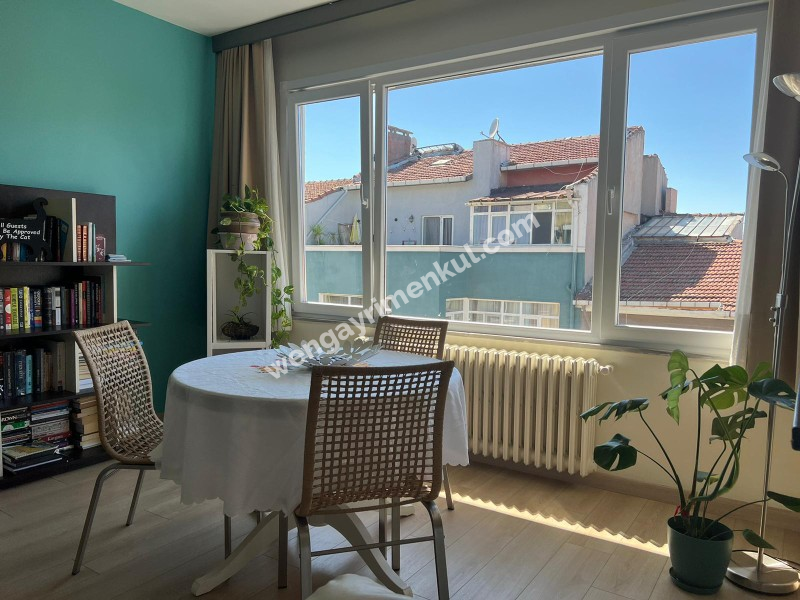 KADIKÖY CEMAL SÜREYA APT 3+1 SATILIK DAİRE