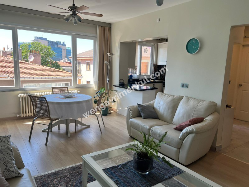 KADIKÖY CEMAL SÜREYA APT 3+1 SATILIK DAİRE