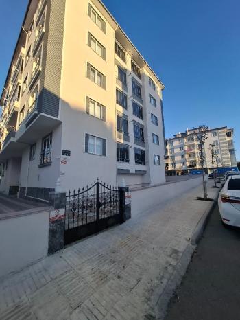 GÜVENAY - ÇORUM GÜLABİBEY ERTUĞRUL GAZİ İLKOKULU ARKASI 3+1 SATILIK DAİRE 